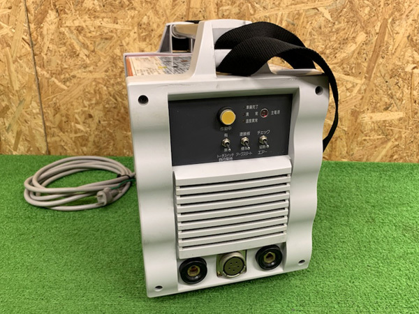 中古品】マキタ/makita エアプラズマ切断機 AP103 本体のみ・1 中古品】マキタ/makita エアプラズマ切断機 AP103 本体のみ・1