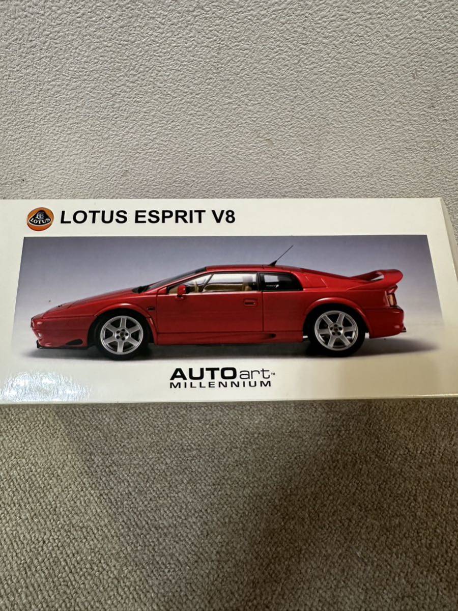 ロータス エスプリットLOTUS ESPRIT V8(レッド) 75311 1/18スケールモデルカー_画像7