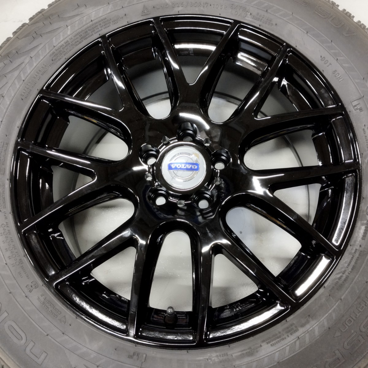 未使用・冬セット☆VOLVO純正キャップ付　INFORGED　IFG1537　インフォージド　ボルボ　XC40　7.5J+45　108-5H　225/65R17☆スタッドレス　_画像7