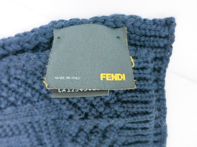 ☆美品☆ＦＥＮＤＩ/フェンディ　マフラー_画像2