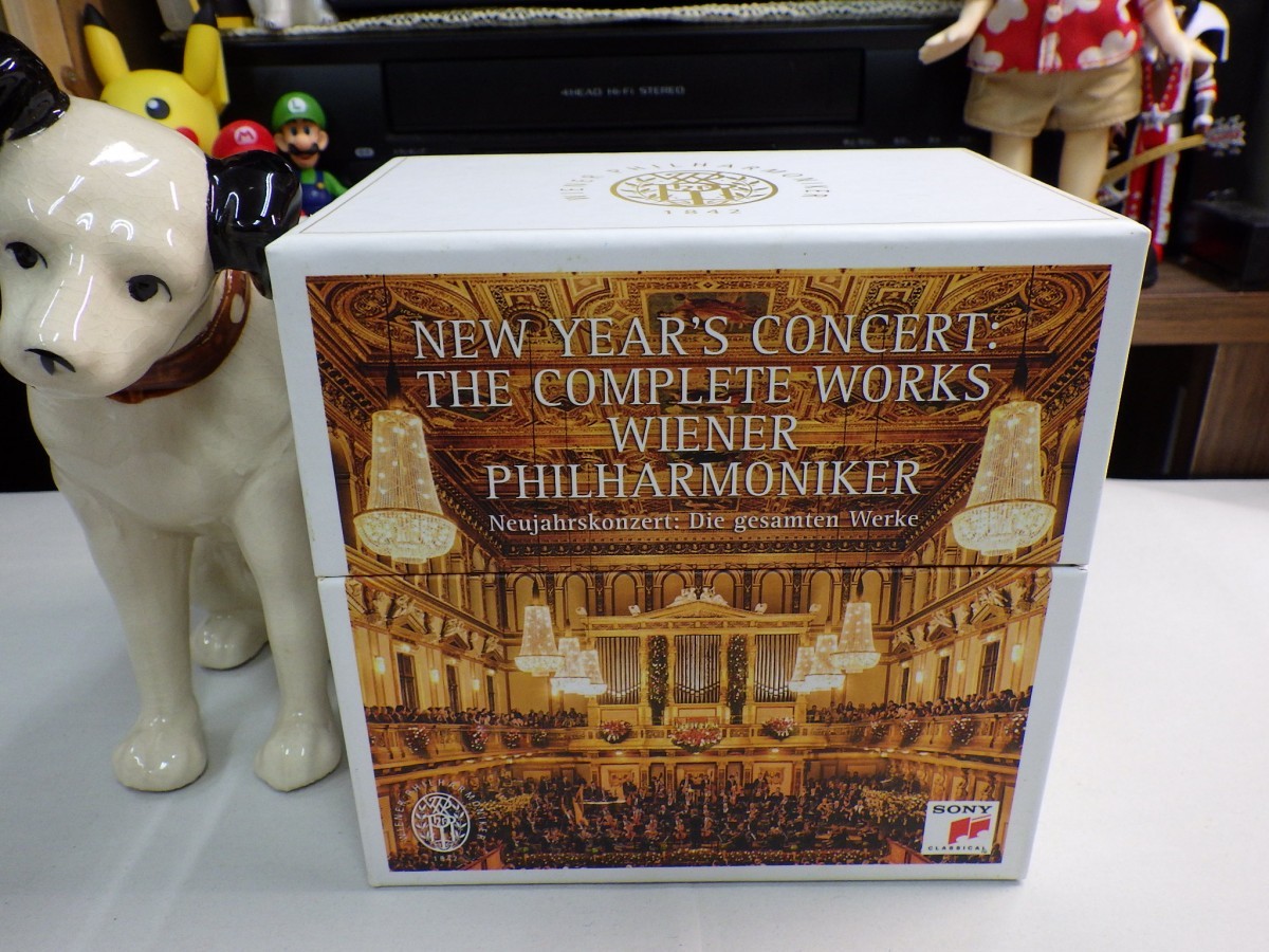 緑5｜★23CD-BOX / 創設75周年記念盤★「NEW YEAR'S CONCERT: THE COMPLETE WORKS」WIENER PHILHARMONIKER ウィーン・フィルハーモニー管弦_画像1