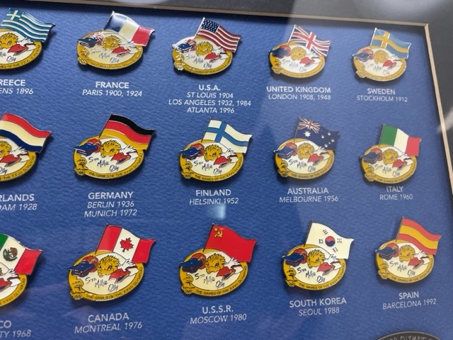 ピンバッジ　Sydney2000 シドニーオリンピック FLAG PIN　 限定品　1037/2500 額 　IOC　フラッグ　ピン　OLYNPIC