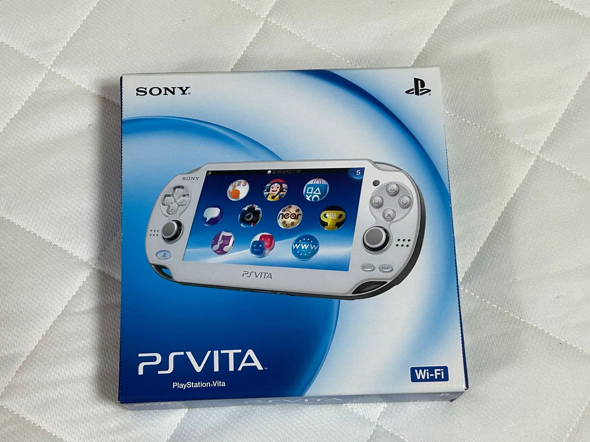 PlayStation Vita クリスタル・ホワイト Wi-Fiモデル PCH-1000 ZA02