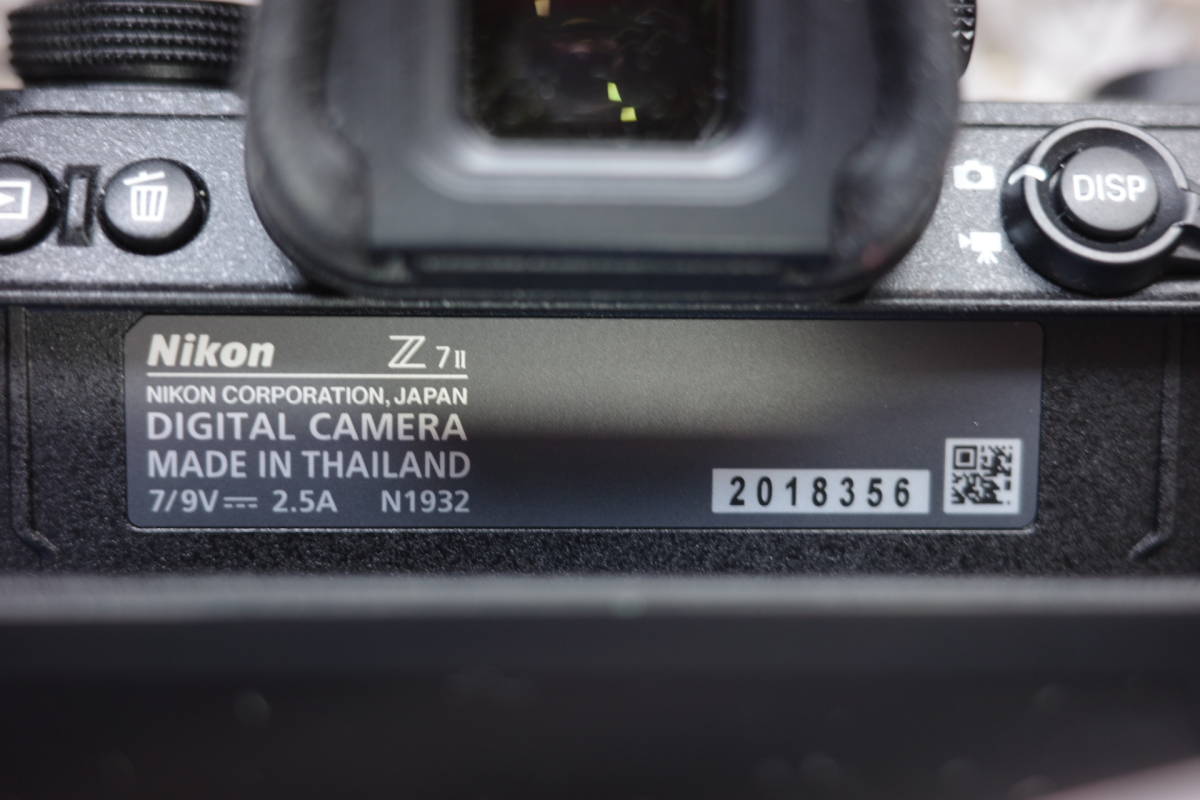 ニコン　Nikon　ミラーレス一眼カメラ　7Ⅱ　ゼットセブンツー　ボディ　レリーズ3,284回　美品_画像4