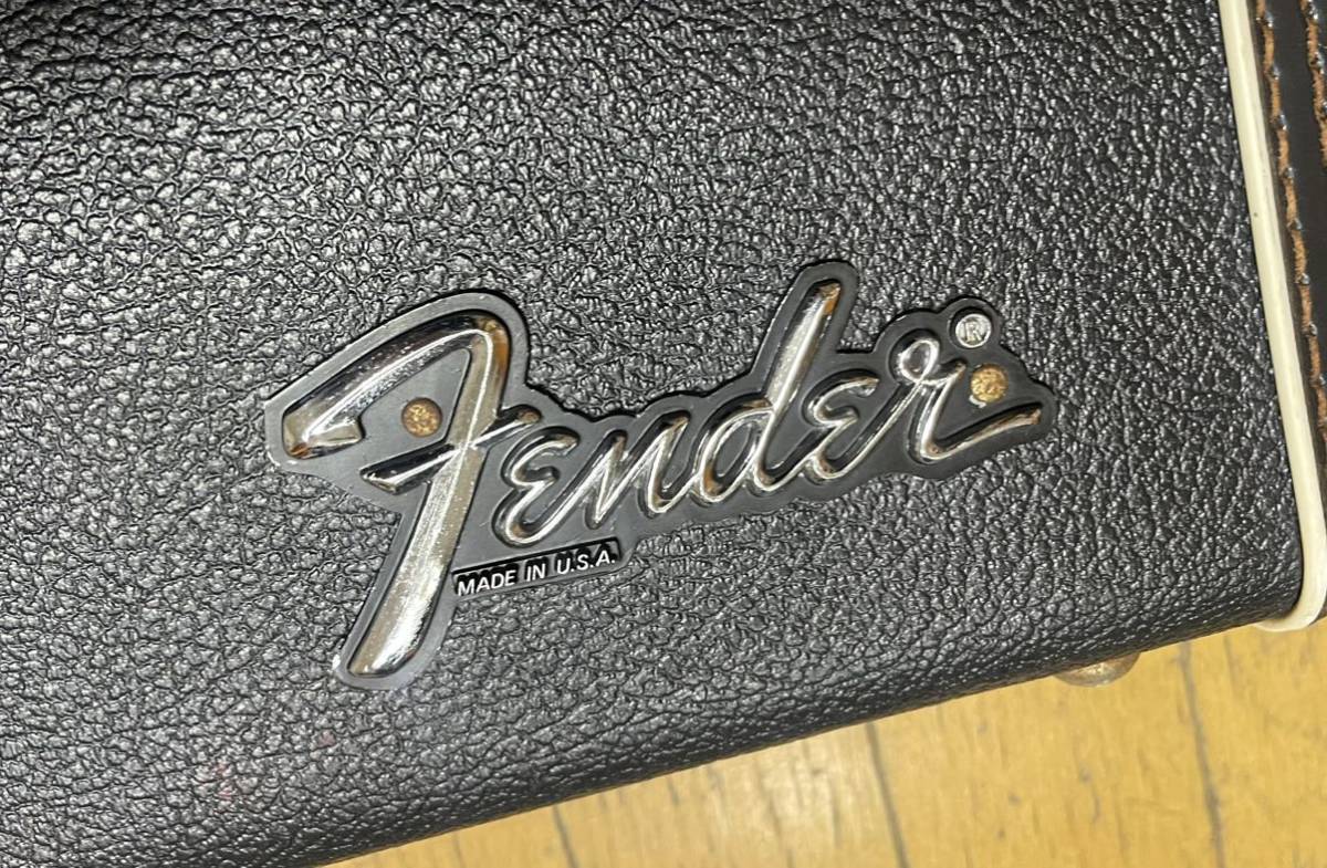 Fender USA mustang 70s 70年代 ビンテージ ハードケース 黒 角型 ムスタング_画像2