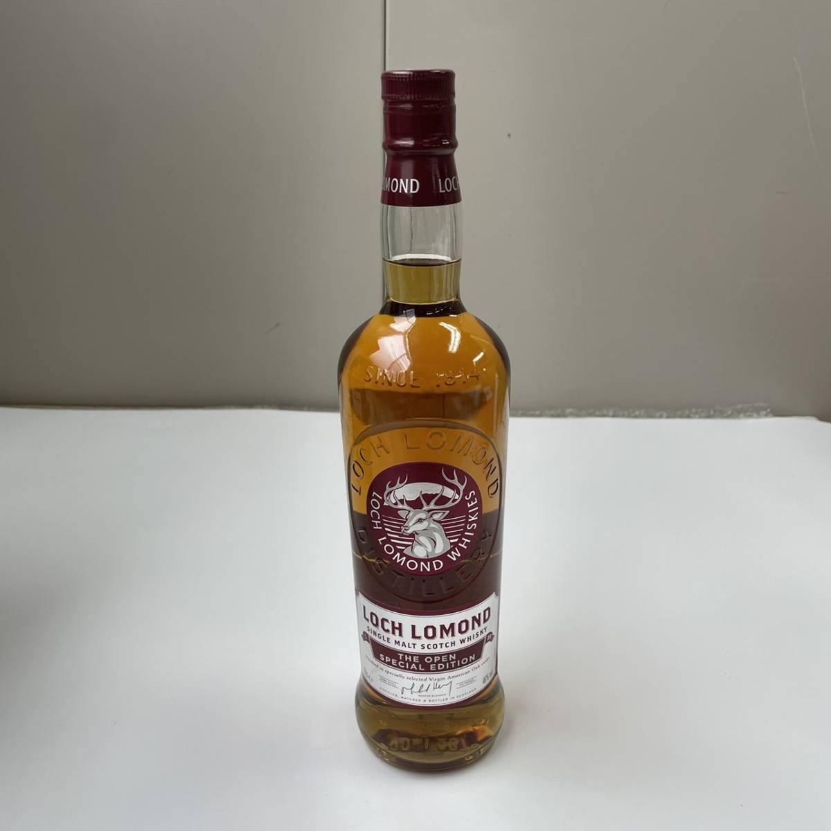 B286846(122)-149/AM3000　酒　LOCH LOMONDO　SINGLE MALT SCOTCH WHISKY　THE OPEN SPECIAL EDITION　46%700ml　グラス・箱付き_画像2