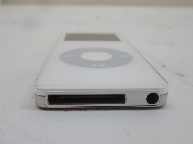 2台セット/2GB/初代/第1世代★Apple A1137 デジタルオーディオプレーヤー ホワイト ブラック iPod nano アップル ナノ USED 87857★！！_画像3