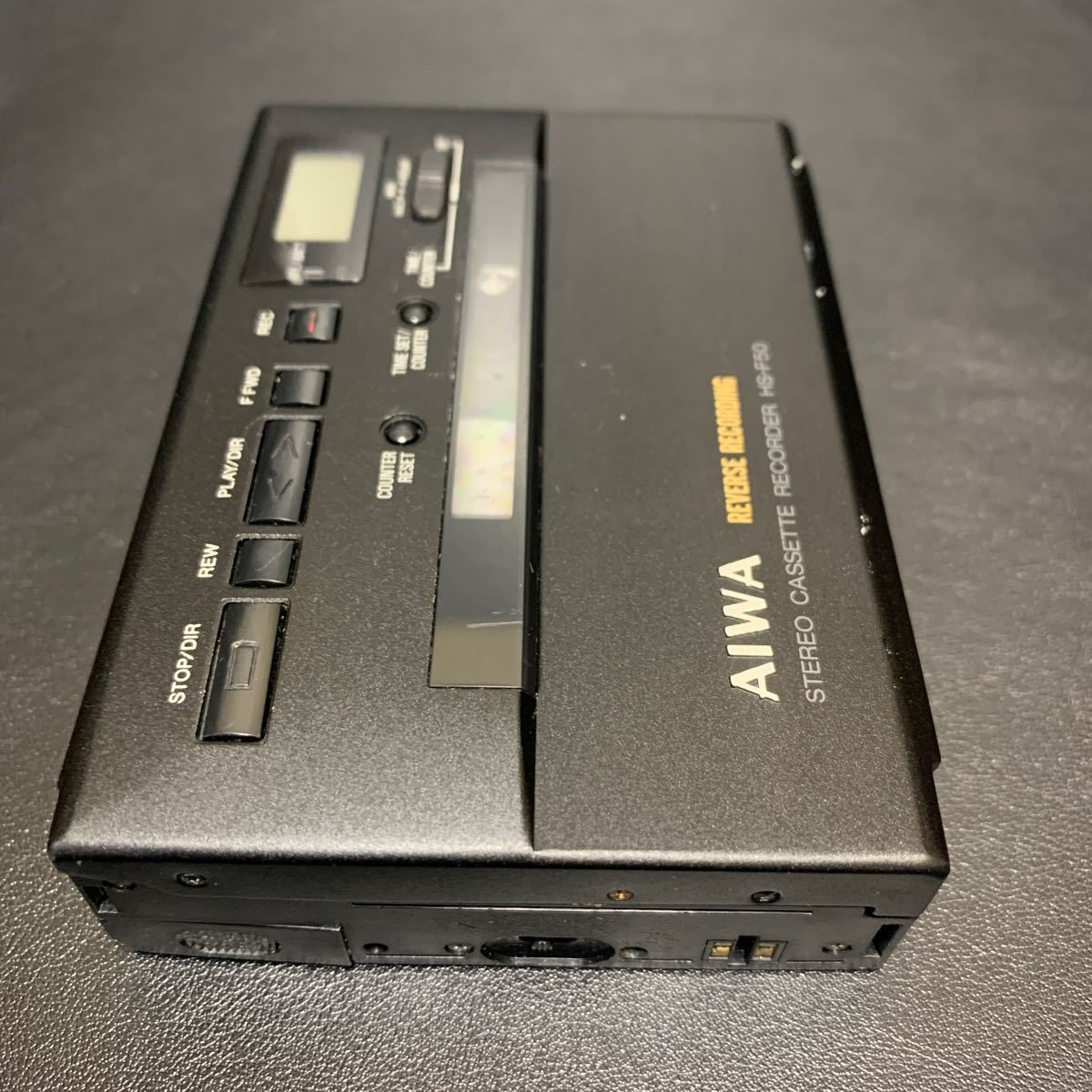 2# AIWA アイワHS-F50 ポータブルカセットプレーヤー/カセットレコーダーウォークマン 中古　未確認　現状品　ジャンク　1円スタート_画像4