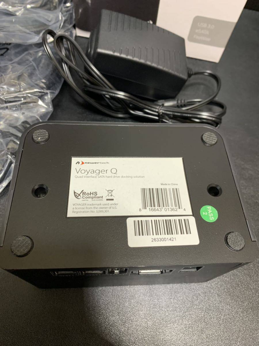 NewerTech Voyager Q 2.5/3.5インチ SATAドライブドック USB 3.0 裸族のお立ち台 FireWire 800/400 & USB3 美品　_画像4
