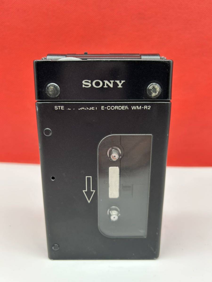 ≡SA SONY WALKMAN ウォークマン WM-R2 カセットテープ 通電動作未確認 家電 オーディオ機器 ジャンク 現状品 ソニー_画像2