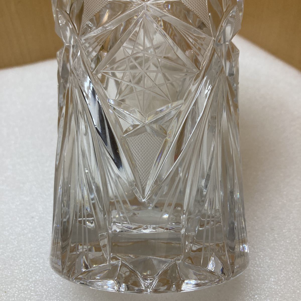 GXL9995 BOHEMIAN GLASS ボヘミアングラス クリスタル 花瓶 フラワーベース インテリア 口径約15.6cm H 24cm 重さ2300g 現状品　1109_画像8
