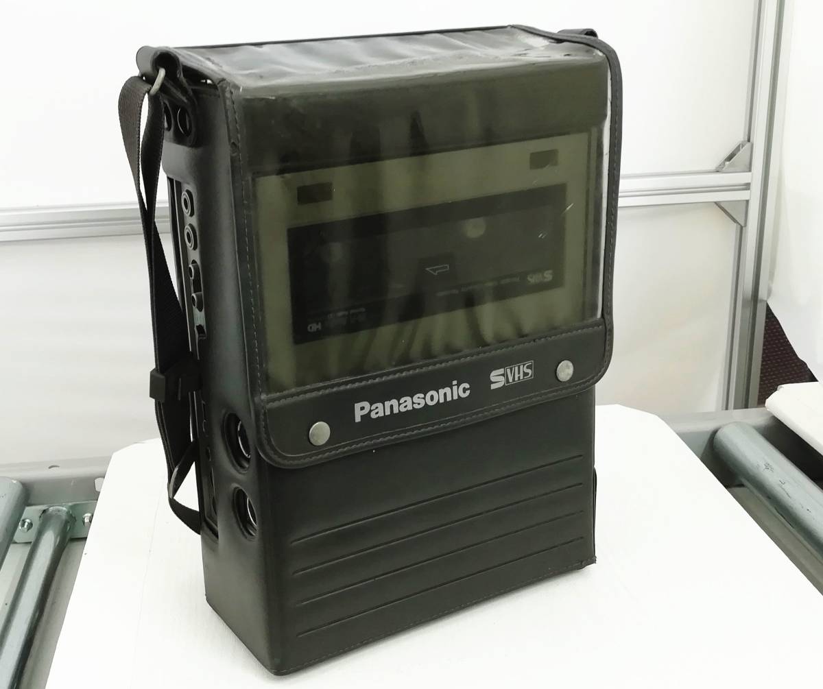【ジャンク】Panasonic/パナソニック AG-7400 業務用 S-VHS ポータブルビデオレコーダー ビデオデッキ ケース付き 即日発送【H23103115】_画像1