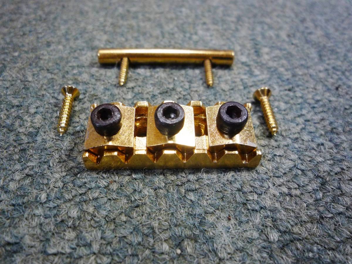 1990年代製 Floyd Rose R2 Lock Nut & テンションバー GOLD Made in Germany フロイドローズ ロックナット ゴールド_画像3