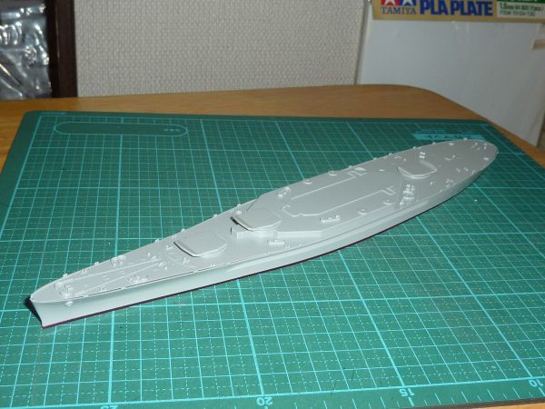 手付品☆1/700　アラバマ 1942 BB-60 ピットロード　アメリカ海軍サウスダコタ級戦艦　ALABAMA_砲塔の基部が組付け済みです