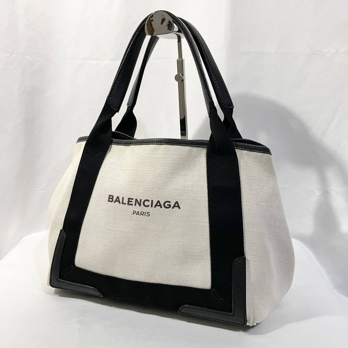 正規品 バレンシアガ BALENCIAGA ハンドバッグ トートバッグ キャンバス カバス 白 黒 ホワイト ブラック モノトーン 鞄 カバン_画像1