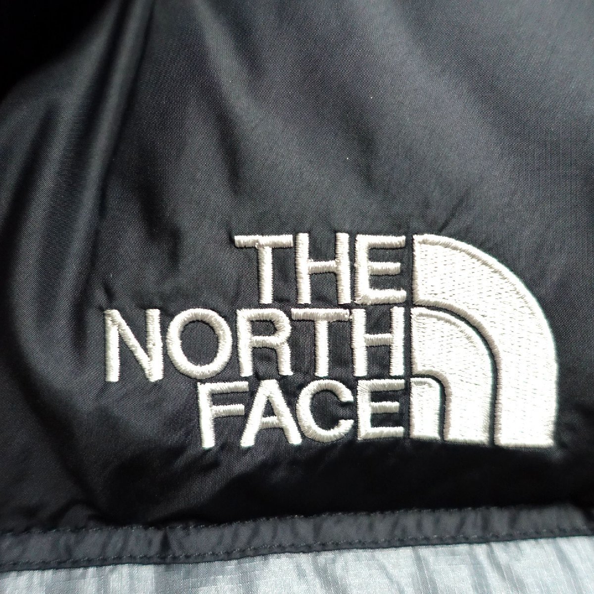 THE NORTH FACE ノースフェイス ヌプシ ダウンジャケット 700FP メンズ Mサイズ 正規品 グレー Z1081_画像4
