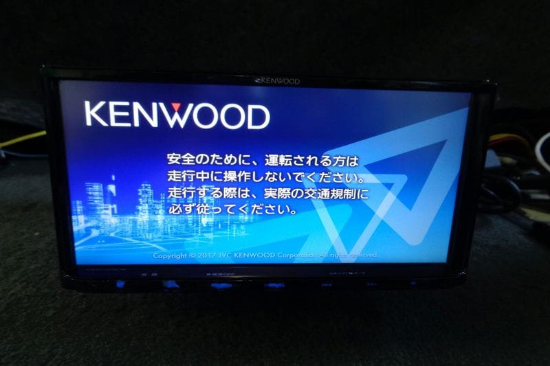 KENWOOD ケンウッド メモリーナビ 彩速ナビ 地図2017年 USB TV AUX カーナビ MDV-D304 B05568-GYA80_画像1