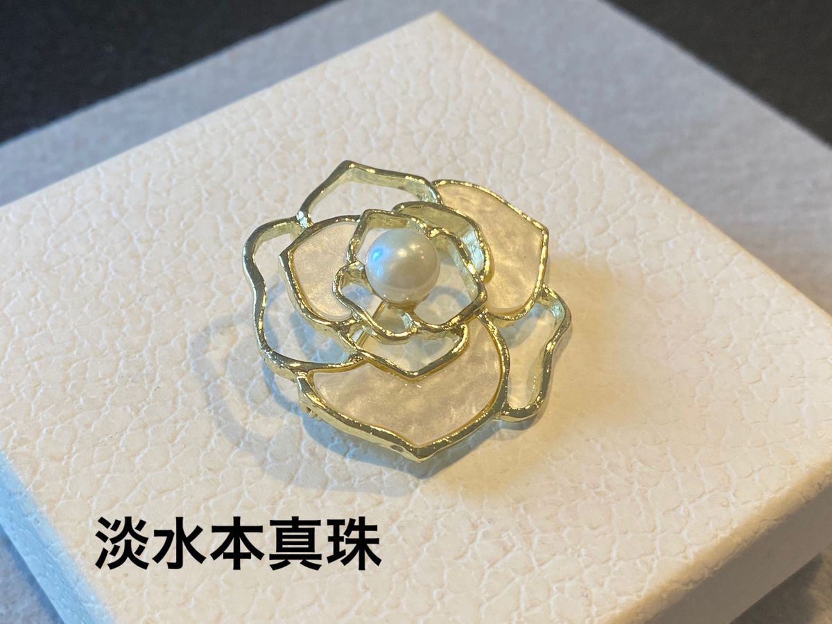 入園準備】淡水パール付き 花びらモチーフデザインブローチ コサージュ