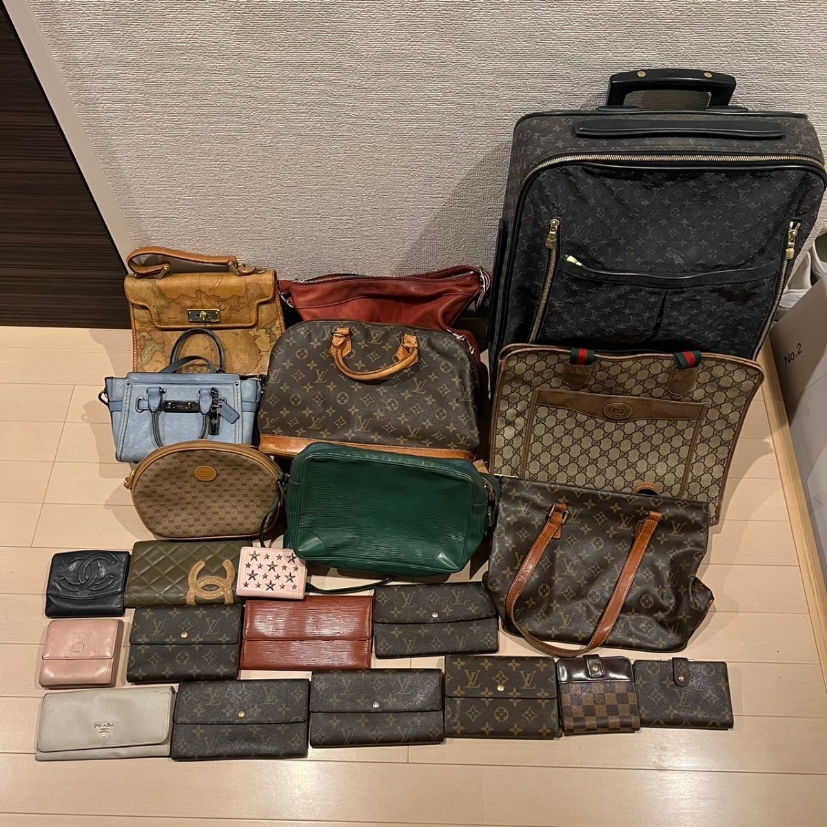 1円~ ブランド品 まとめ シャネル ルイヴィトン グッチ プラダ ジミー