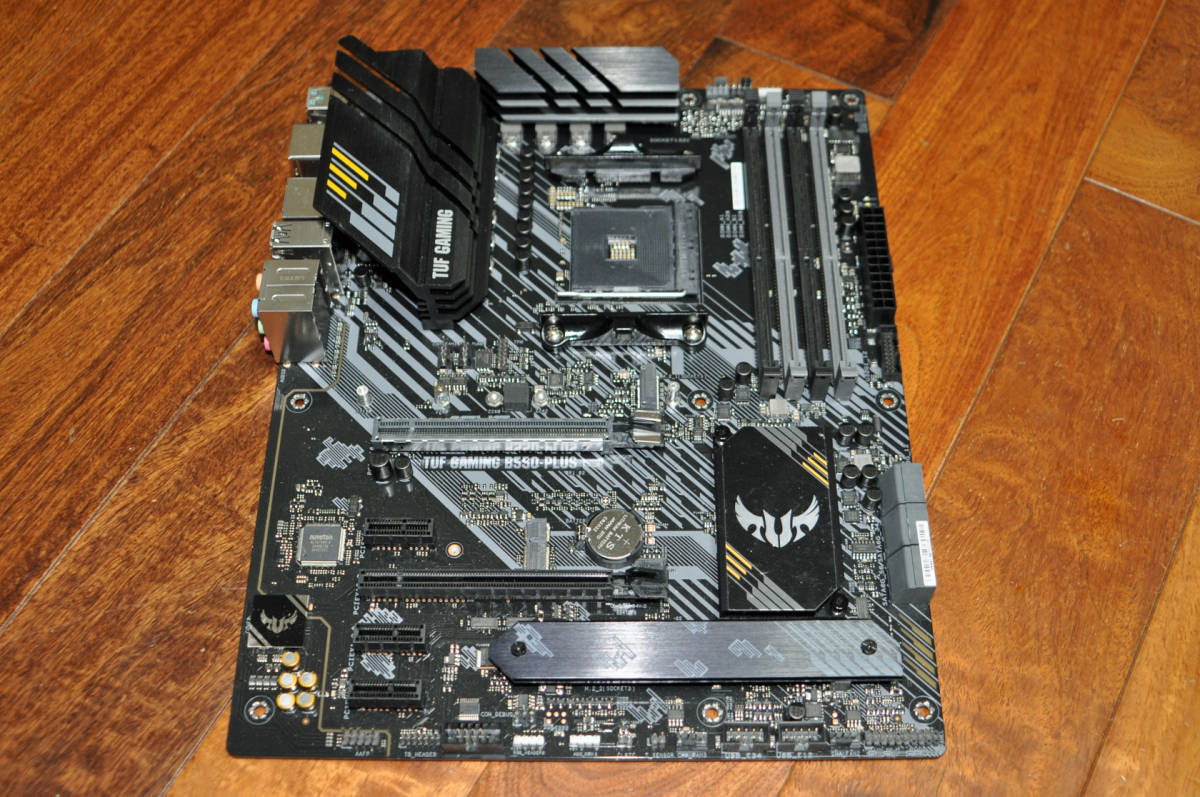 ASUS TUF GAMING B550-PLUS AMD B550 搭載 BIOS 更新済 Ryzen 3000 5000 対応 AM4 高機能 ゲーミング ATX マザーボード 動作品_画像1