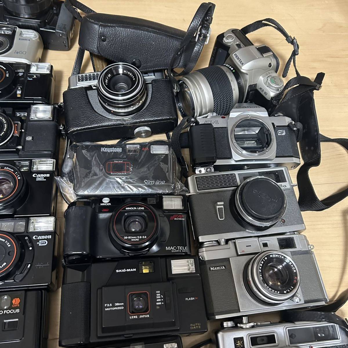 大量34台　フィルムカメラ　まとめ売り　ジャンク　Canon OLYMPUS MINOLTA PENTAX Nikon Konica YASHICA electro mini t Autoboy ESPIO_画像5
