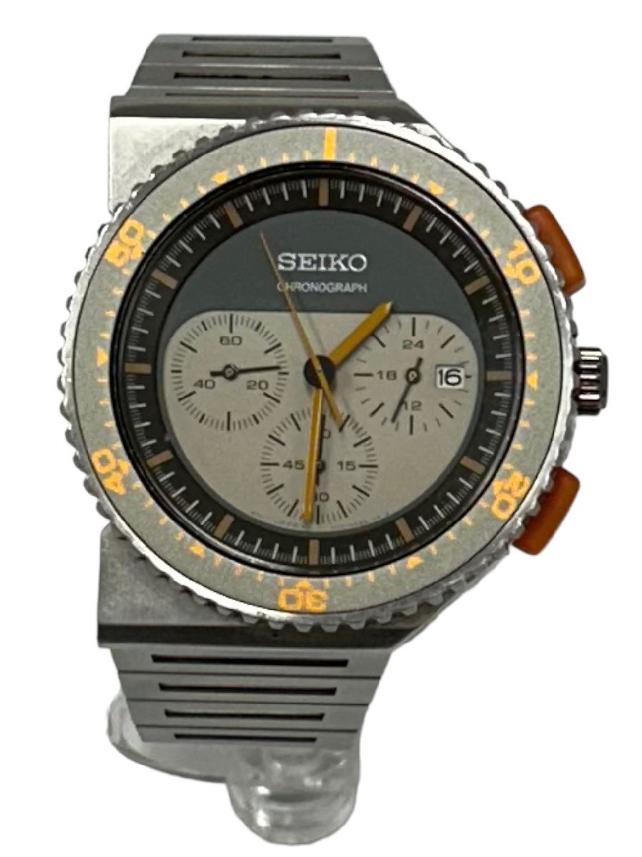 SEIKO (セイコー) 腕時計 クロノグラフ ジウジアー 限定 GIUGIARO DESIGN 7T12-0AY0 シルバー×オレンジ メンズ/027_画像2