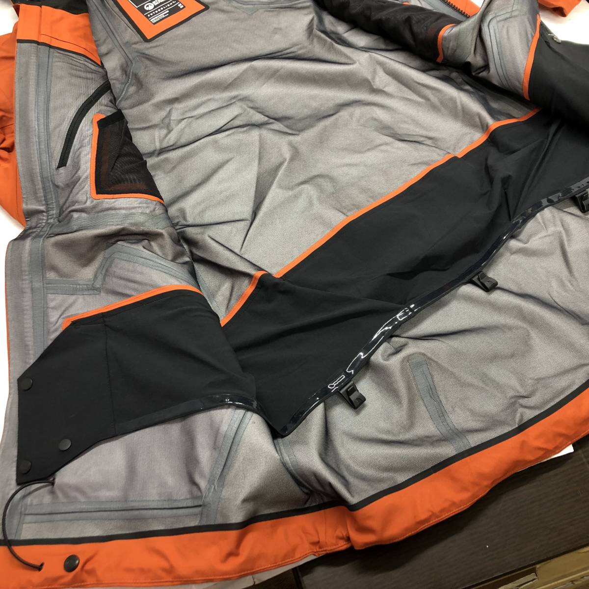 新品 未使用 THE NORTH FACE ノースフェイス メンズUSA M ブリガンディ 