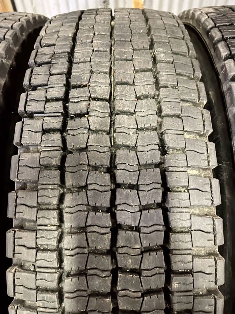 225/80R17.5 123/122L スタッドレス 6本 15・20年製 ダンロップ DECTES SP001 溝約11.9mm〜 4t車_画像3