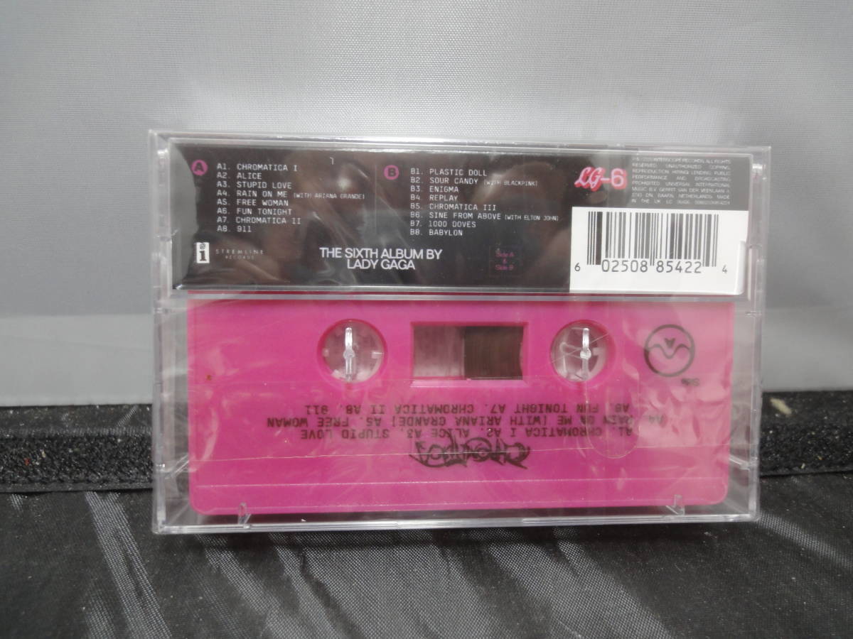 カセットテープ【THE SIXTH ALBUM BY LADY GAGA】シュリンク包装未開封_画像2