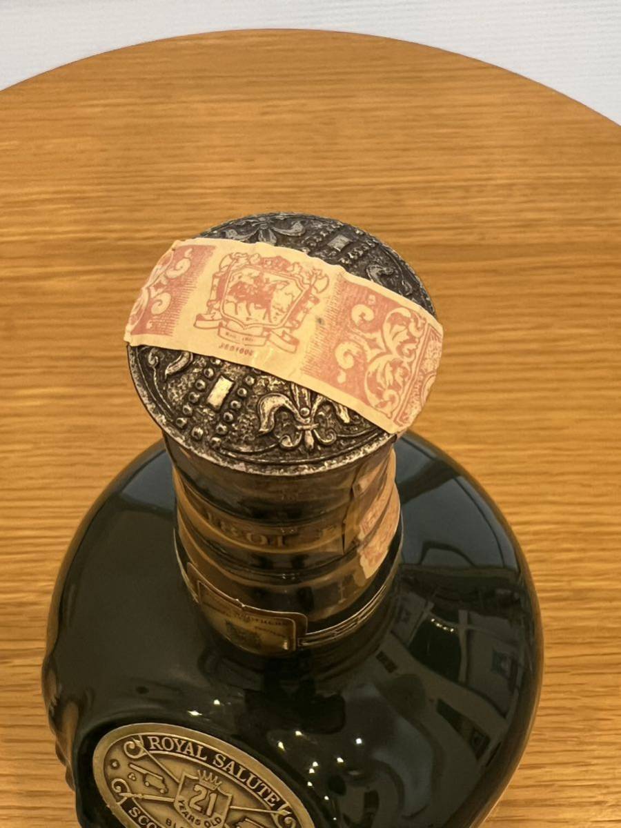 ◆【未開栓】CHIVAS BROTHERS シーバスブラザーズ ロイヤルサルート 21年 緑陶器ボトル スコッチウイスキー 700ml 43% 古酒 ◆_画像6