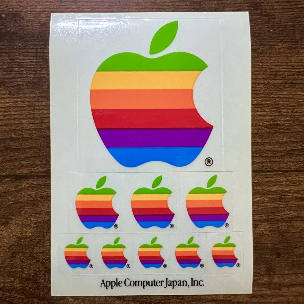 新品　 デッドストック Apple Computer ステッカー アップル コンピューター レインボー ロゴ 非売品 ノベルティー Think Different 販促 _画像1