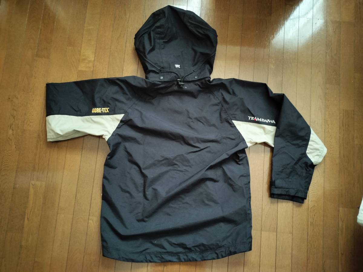 ★TEAMDAIWA★GORE-TEX★フィッシング スーツ（上下セット）★送料込み★ゴアテックス_ジャケット　後面