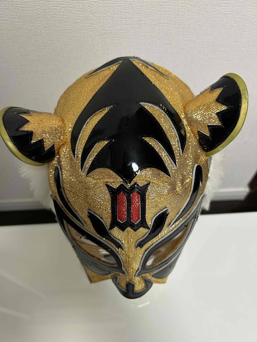 OJISAN製　初代タイガーマスク　パルキー　金ラメ黒フチ　試合用　佐山サトル　中古品_画像6