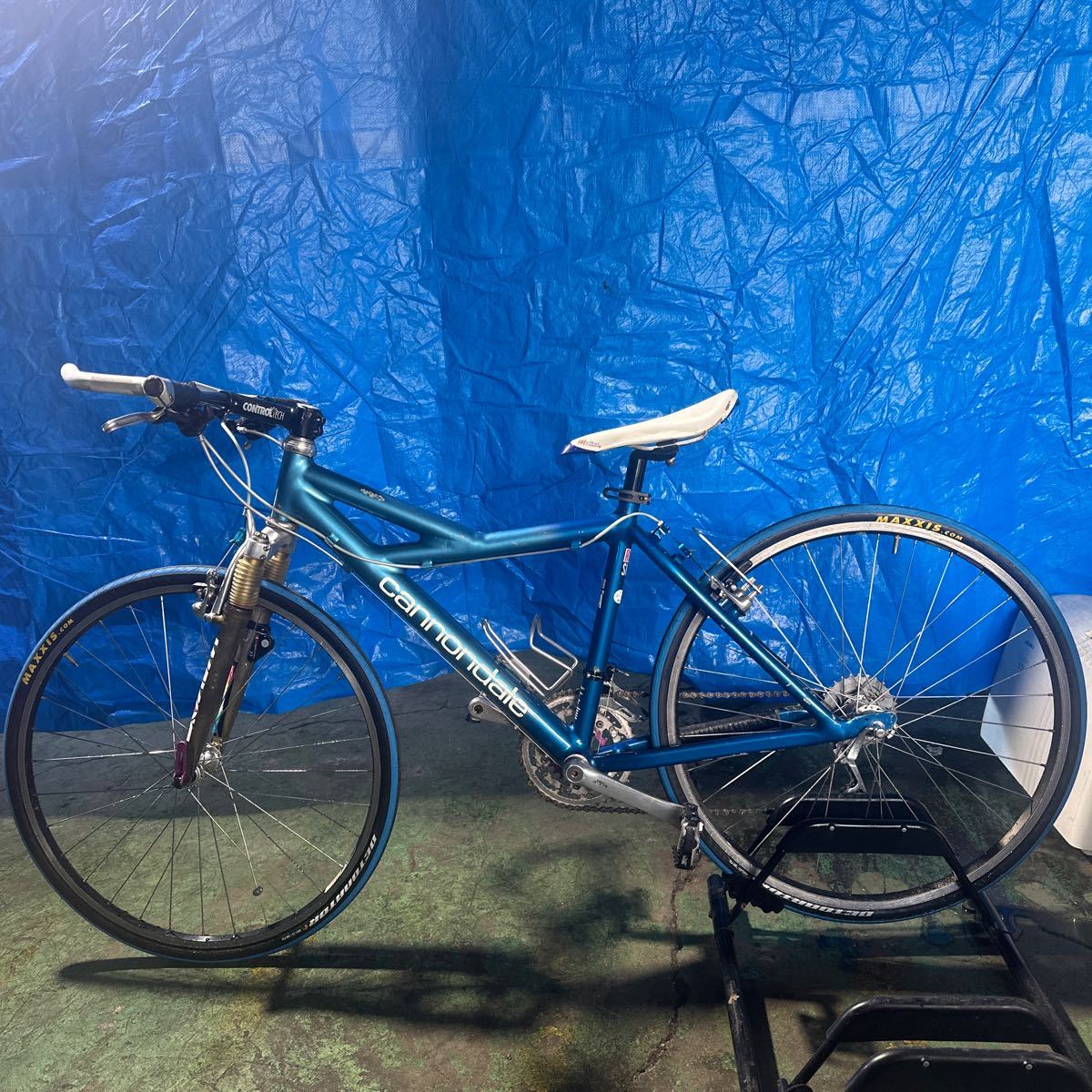 岐阜発 cannondale キャノンデール 自転車 ロードバイク マウンテンバイク 型式不明 1998年？直接引き取り可能_画像1