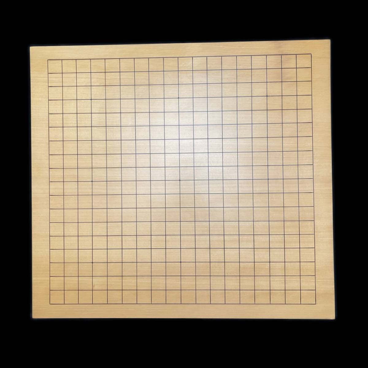 本榧柾目高級碁盤脚付厚み20.5㎝ 縦48.5㎝×横44.2㎝ へそ付き布 本榧柾目高級碁盤脚付厚み20.5㎝ 縦48.5㎝×横44.2㎝ へそ付き布