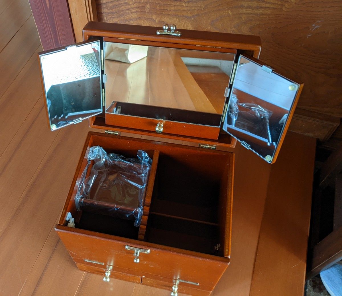 木製 化粧箱 鏡付き 昭和レトロ 小物入れ 小窓 三面鏡 オーガナイザー