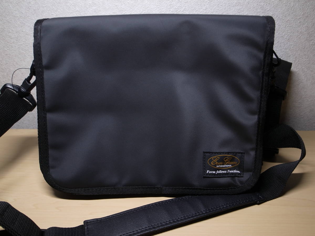 EVERGREEN(エバーグリーン) E.G.フラップショルダーバッグ ブラック EVERGREEN E.G. FLAP SHOULDER BAG メッセンジャーバッグ 新品未使用_画像1