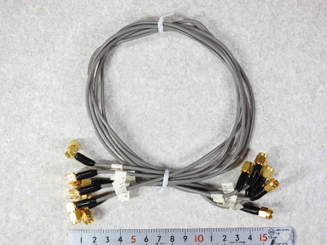 【HPマイクロ波】SMA/ライトアングル-SMA/ストレート　1.5Dクラス灰色同軸ケーブル　長さ:約53ｃｍ　全6本　取り外し現状渡しジャンク品_画像2