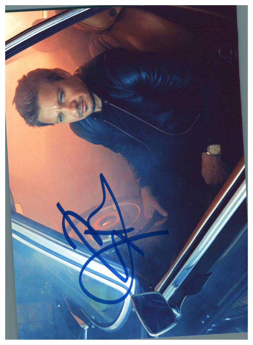 □　ジェレミー・レナー　Jeremy Renner　アメリカの俳優　2L判　サイン写真　COA簡易証明書付_画像1