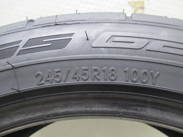 送料無料!! 245-45R18 9分山 ニットーNT555 2022年製 中古タイヤ1本(GM-7179）_画像3