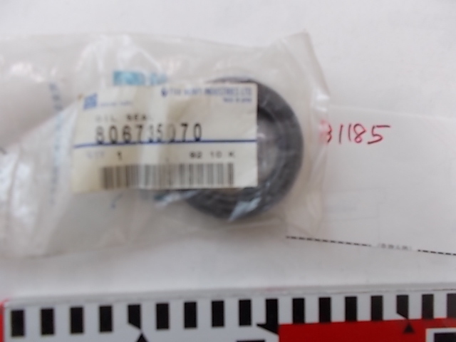 スバル純正　オイルシール OIL SEAL　部品番号806735070　92年　検）サンバー　レックス　レガシィ_画像2