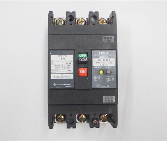 新入　テンパール　漏電遮断器　GB-123EA　3P　125A　AC200-415V　中古_画像1