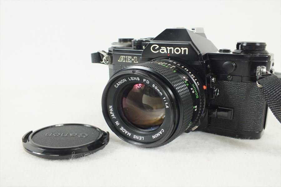 ★ Canon キャノン AE-1 フィルム一眼レフ FD 50mm 1:1.4 中古 現状品 231101A8080_画像1