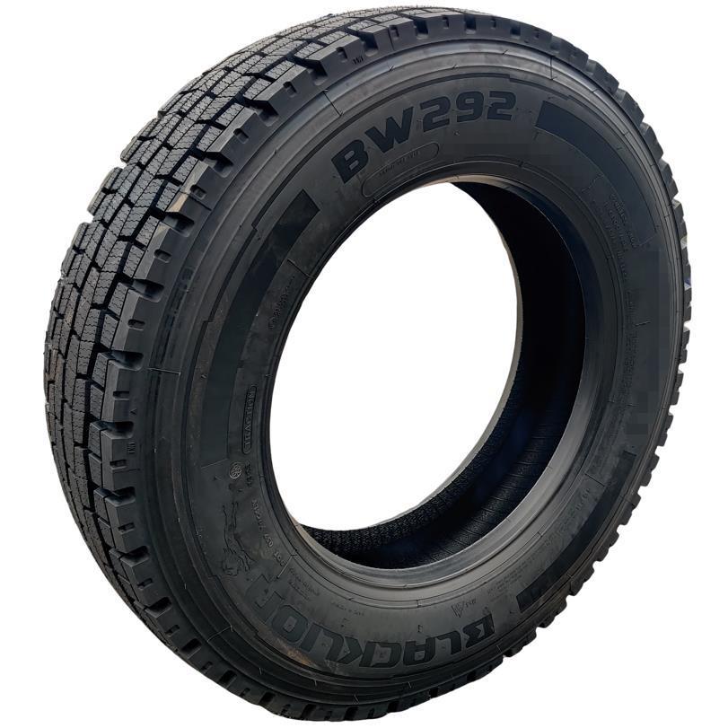 295/80R22.5 18PR 152/149L BW292 新品★トラックタイヤ スタッドレスタイヤ スノータイヤ ブラックライオン BLACKLION　_画像4