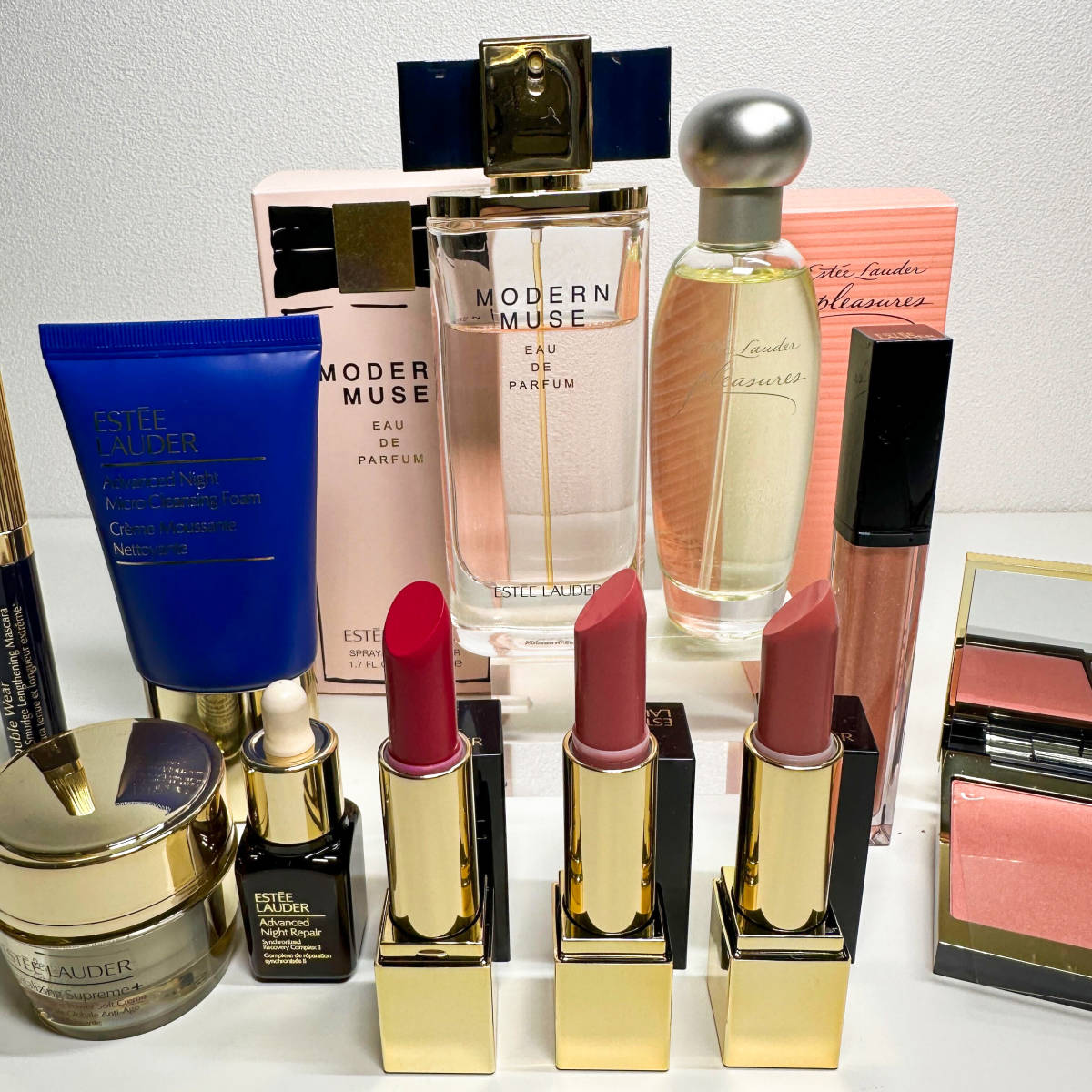 ESTEE LAUDER エスティ ローダー 香水 リップ クレンジング クリーム 美容液 チーク マスカラ 化粧品 まとめて 残多め 【1849】_画像3