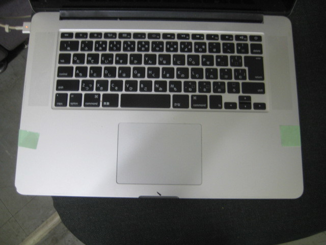 ジャンク品!!APPLE MacBook Pro A1398 EMC2909 C004_画像2