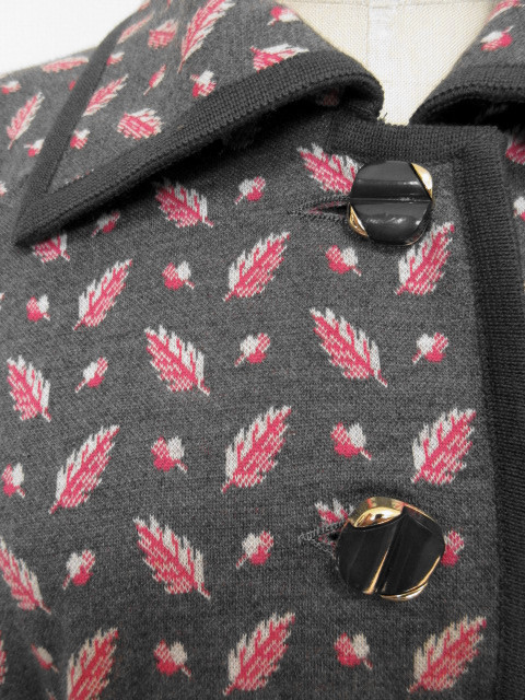 古着♪レトロ・Vintageグレーピンク葉柄七分袖ショートコート♪モッズ70s60s70年代60年代ヴィンテージ日本製衣装個性的昭和モダン和柄_画像4