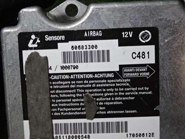 インボイス対応 アルファロメオ X2 GT セレスピード2.0 JTS 93720L エアバッグコンピューター センサー 60683300_画像5