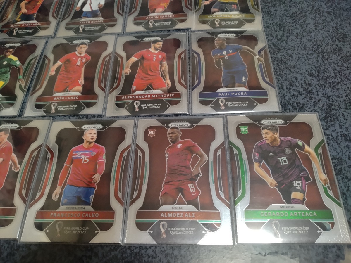 サッカーカード　まとめ売り　16枚セット　PANINI　 PRIZM　FIFA WORLD CUP QATAR　 2022　パニーニ　トレカ　Soccer　ワールドカップ_画像4