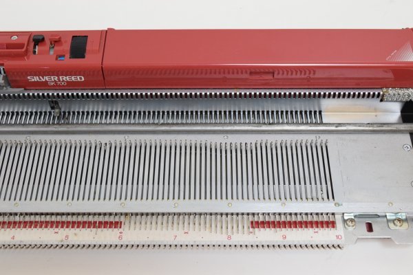 未使用？ SILVER REED シルバーリード 編機 SK700 PUNCH CARD パンチカード カンタン 70 編み物 編物 ハンドクラフト Ha-852M_画像7